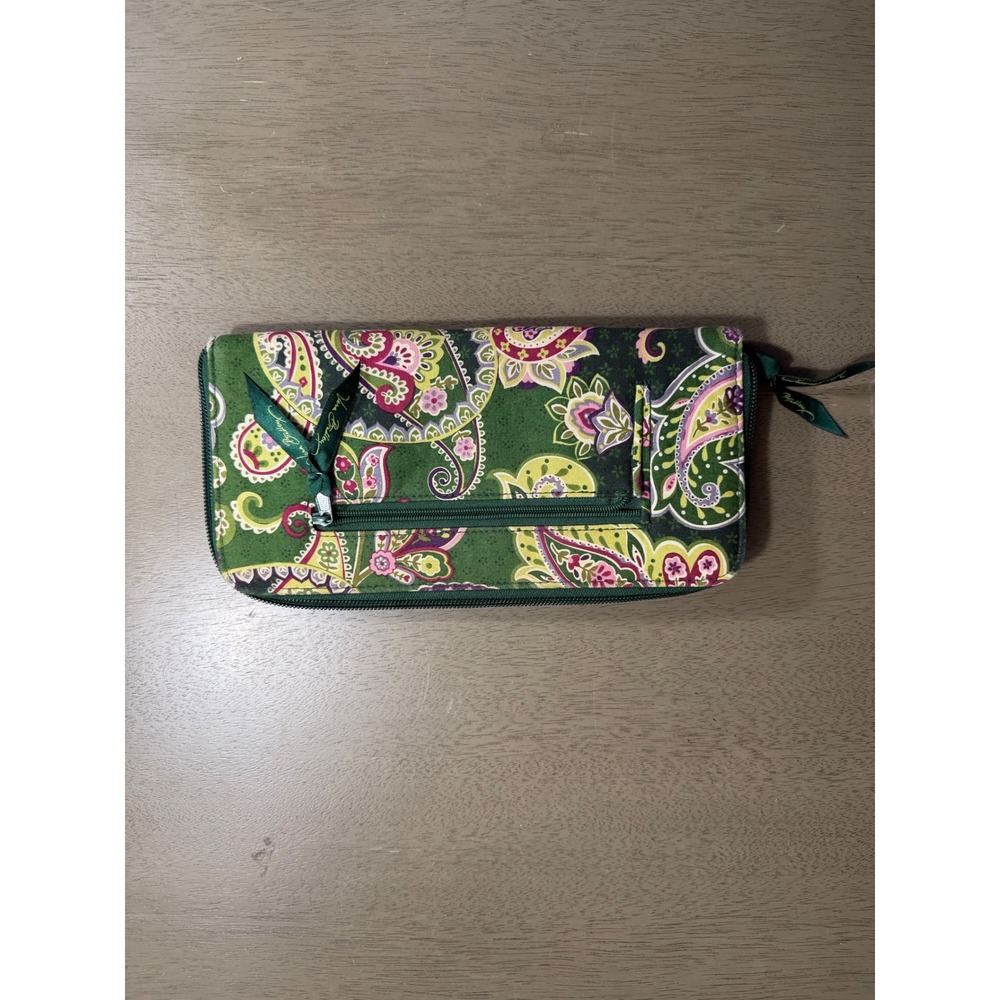 Vera Bradley Turnlock Wallet Green Paisley Quilted Cotton Zip Around Organizer